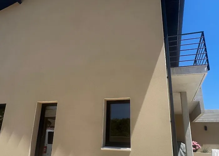 Villa Pernoise